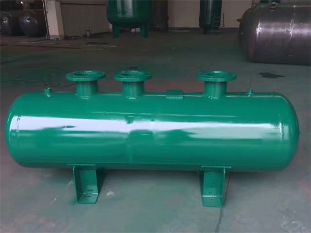 1679991473376569.jpeg 乡宁乡宁乡宁蒸汽分气缸1.jpeg